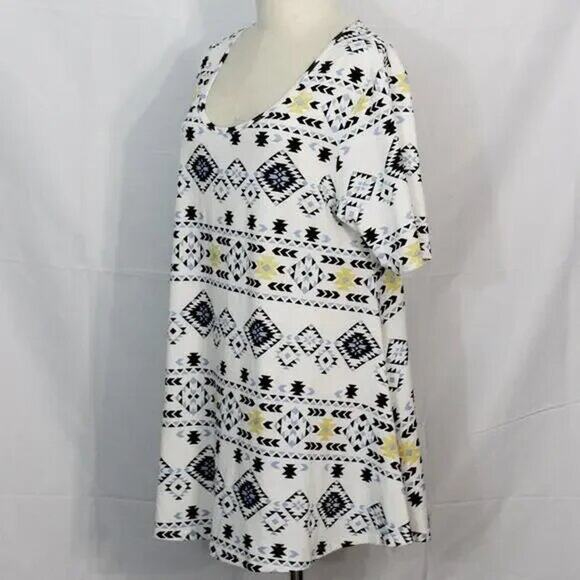 LulaRoe Simply Comfortable Top Size L - Picture 4 of 8